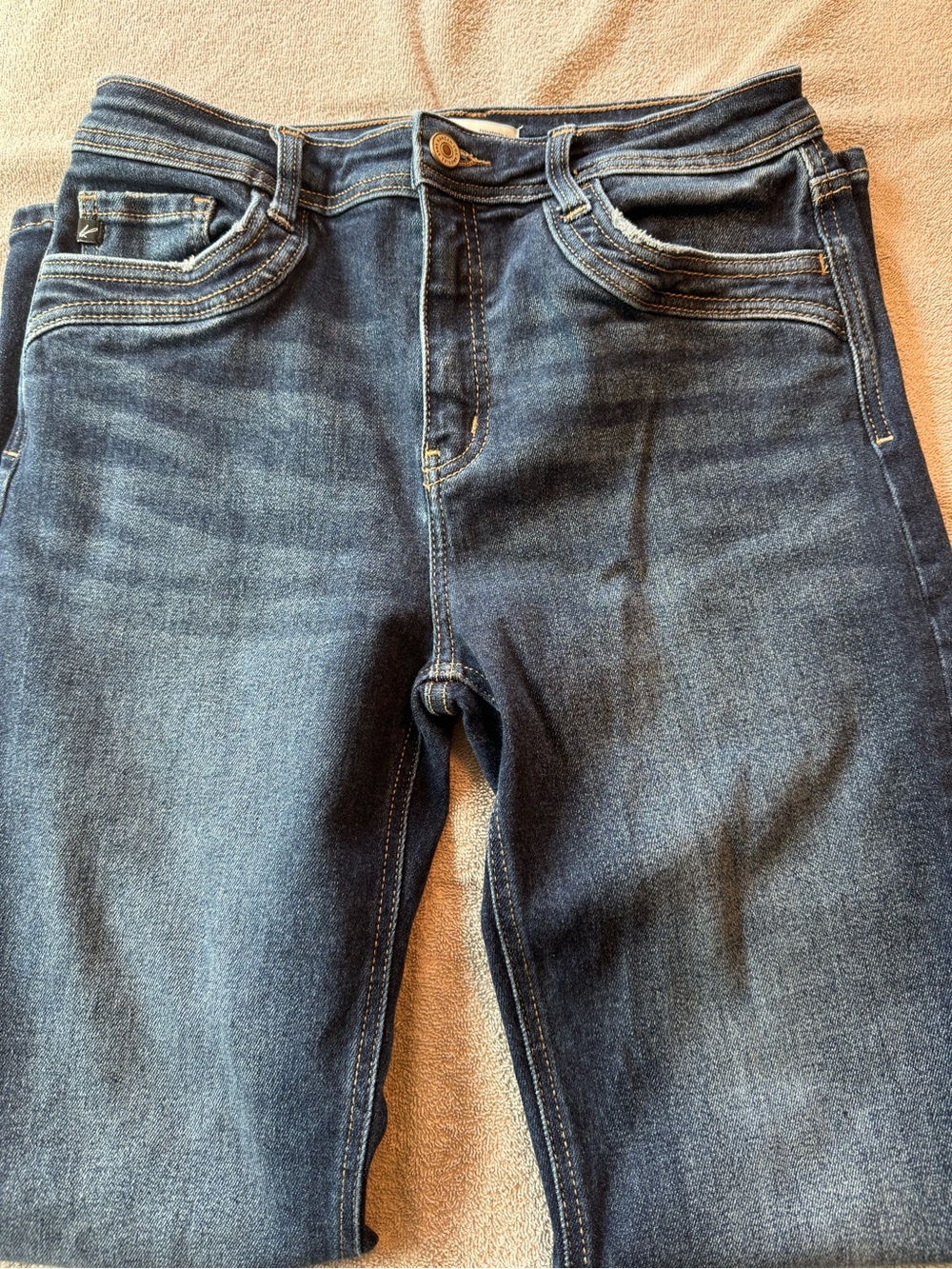 KanCan Womens Straight Stretch Jeans in Dark Blue Wash